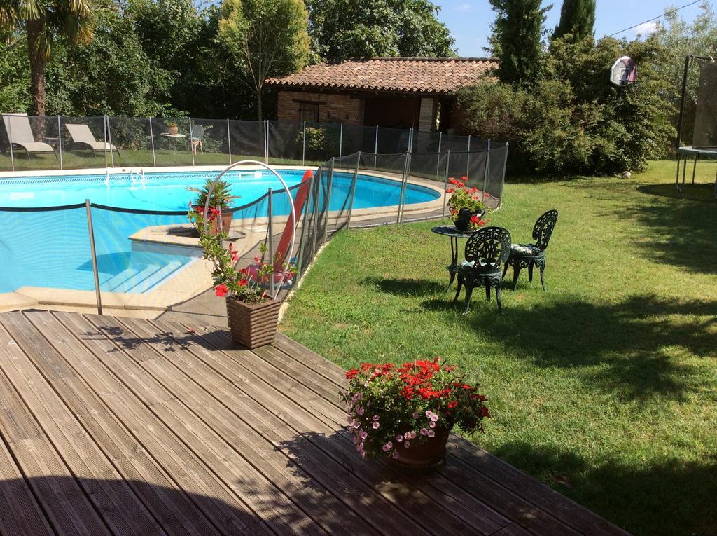 Chambres D'Hotes Au Val Dormant Réalville Екстериор снимка