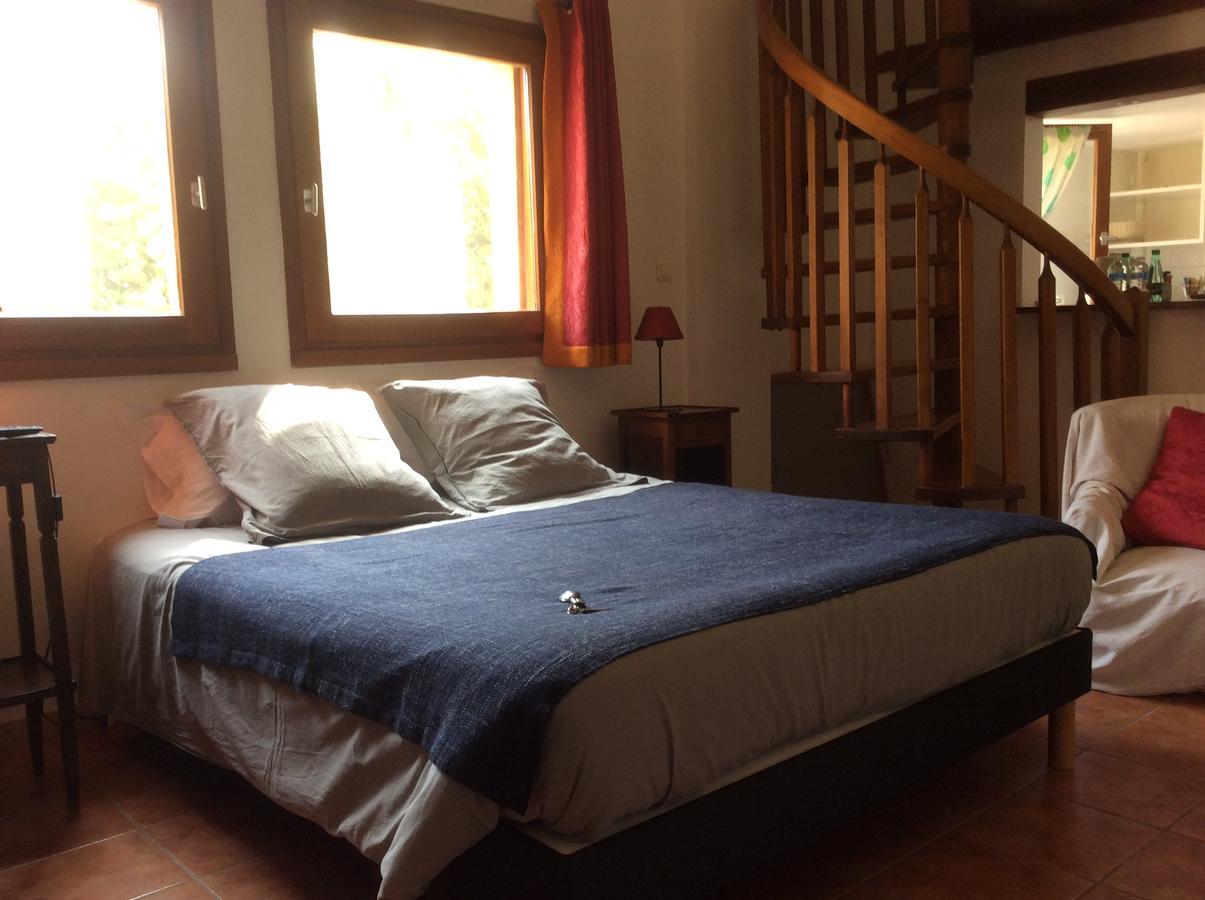 Chambres D'Hotes Au Val Dormant Réalville Екстериор снимка